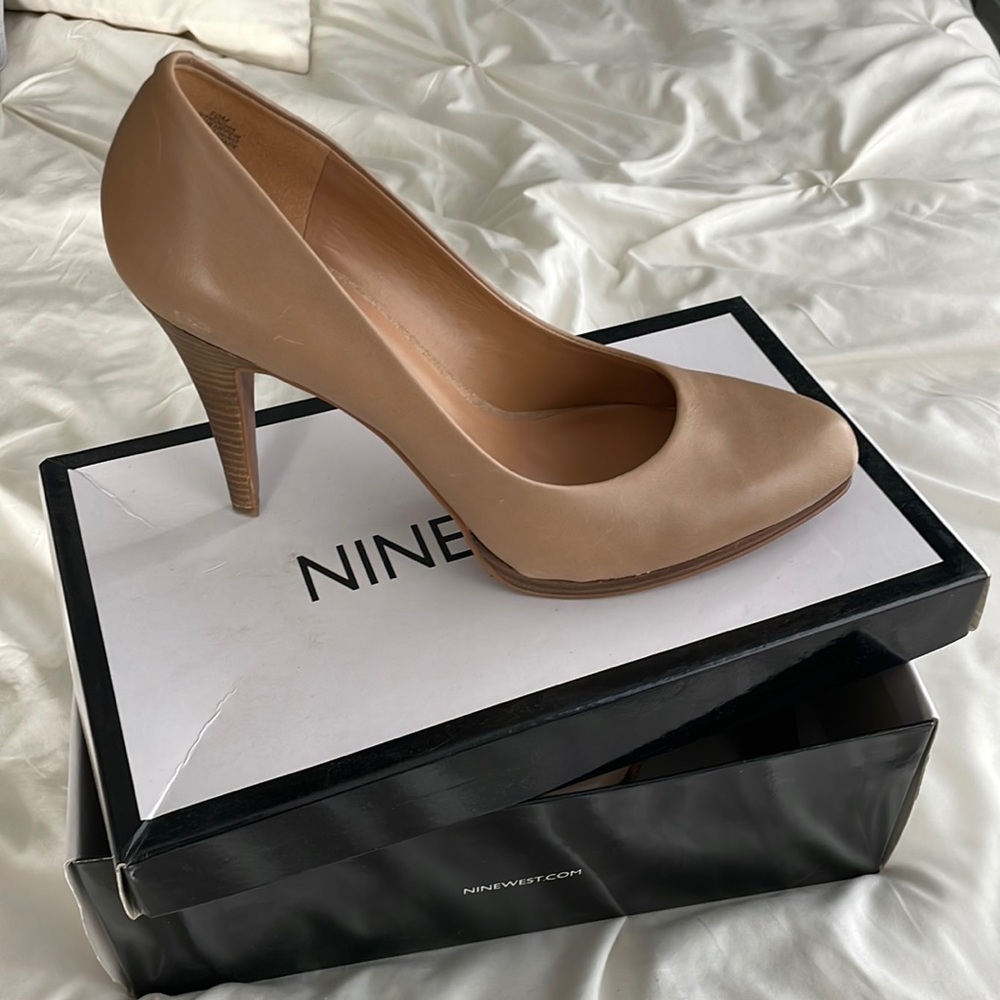 Nine West pumps